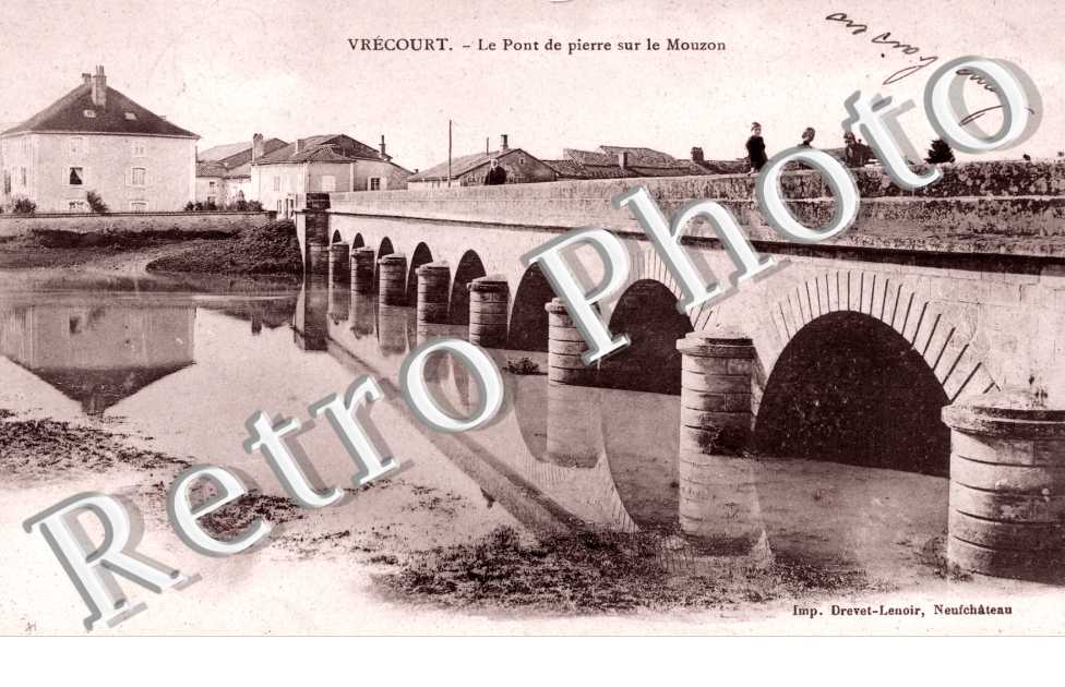 Le Pont de Pierre sur le Mouzon