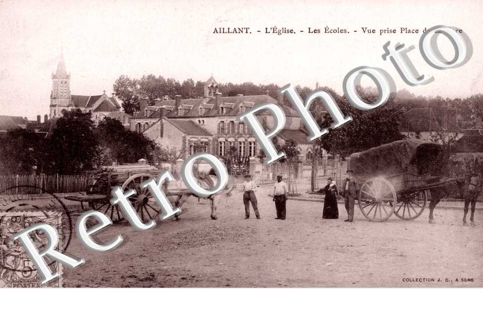 l'Eglise, les Ecoles, Vue prise de ma Place de la Gare