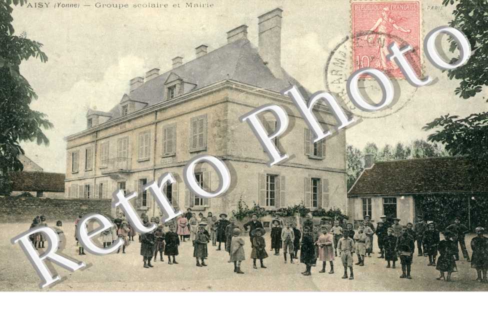 Aisy, Groupe Scolaire et Mairie