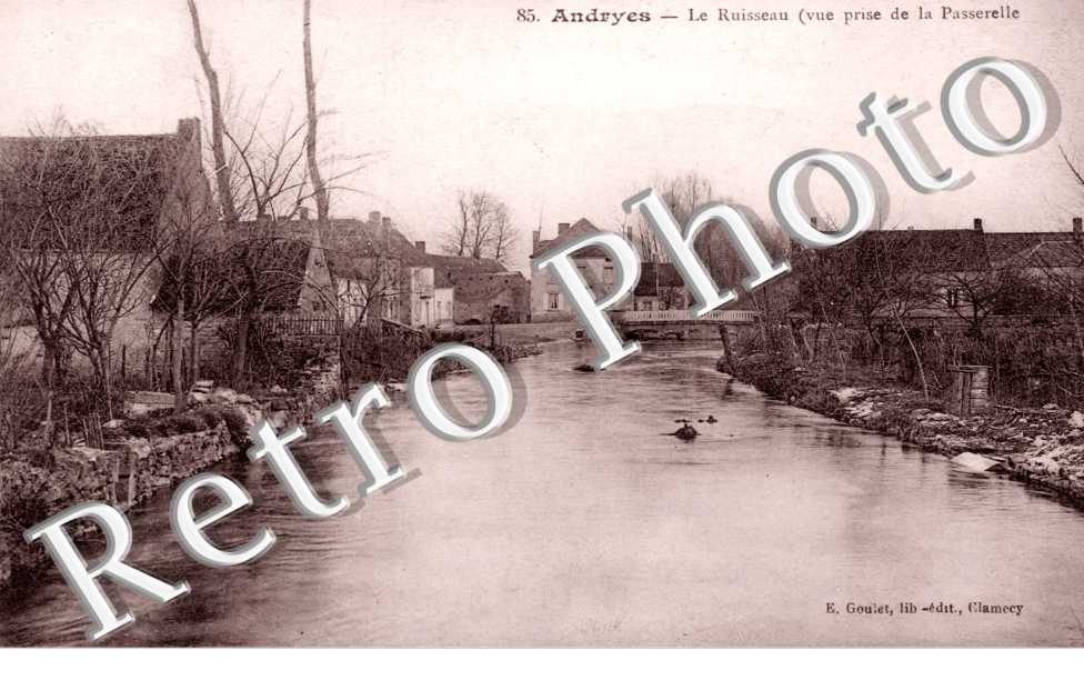 le Ruisseau (Vue prise la Passerelle )