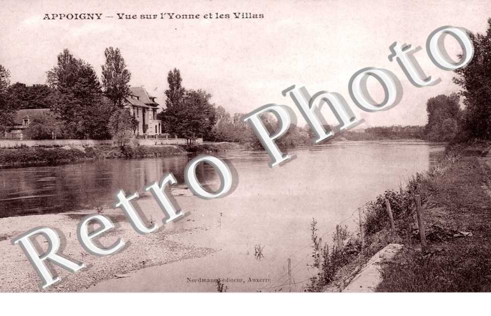 Vue sur l'Yonne et les Villas