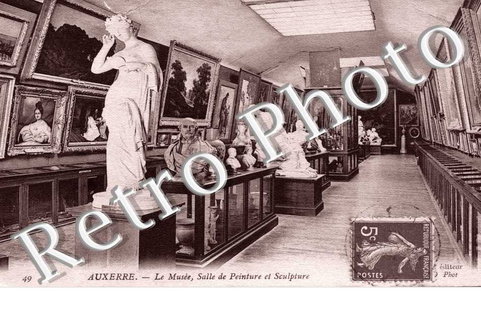 le musee, salle des peintres et sculpteurs