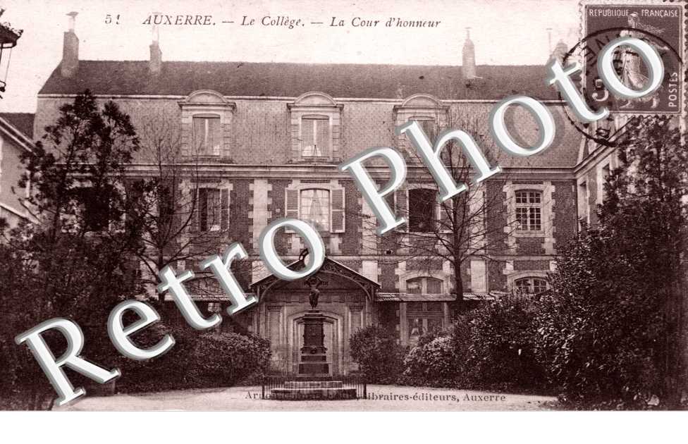 Le College et la Cour d'Honneur