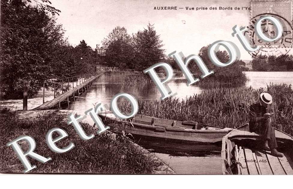 Vue prise des Bords de l'Yonne