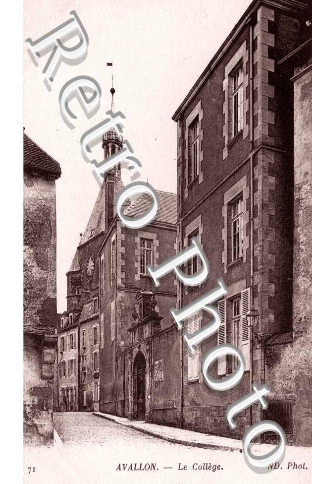 Le College
