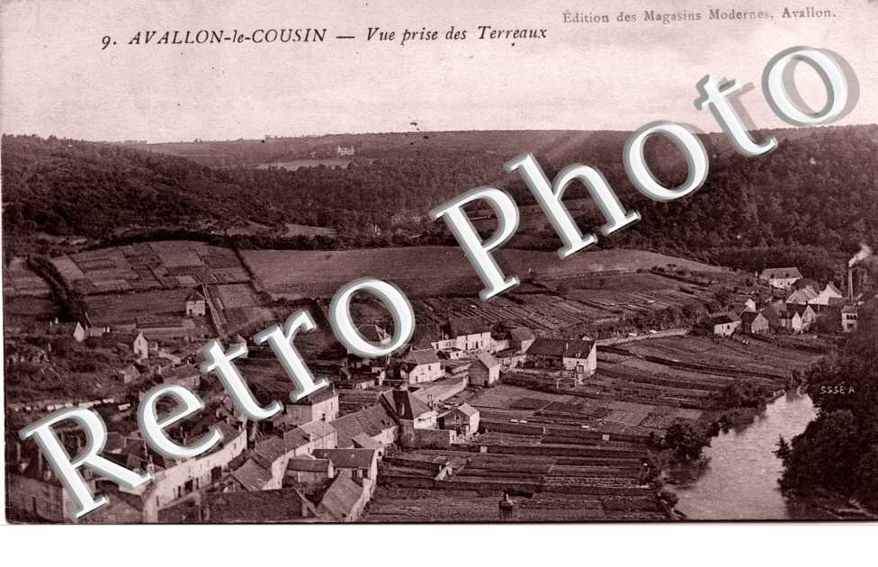 Avallon le Cousin Vue prise des Terreaux
