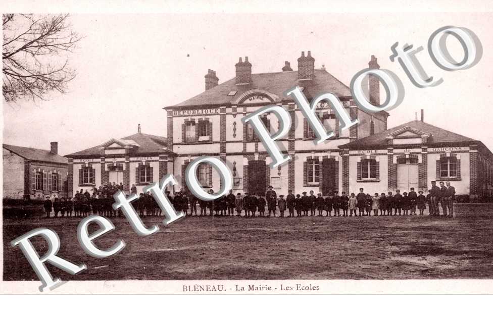 La Mairie et les Ecoles