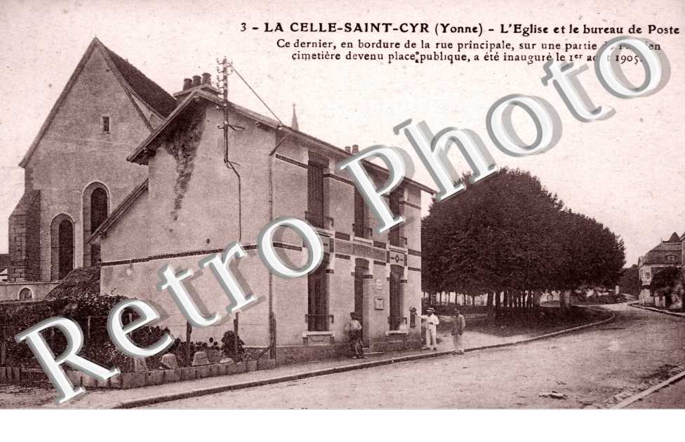 L'Eglise et le bureau de Poste