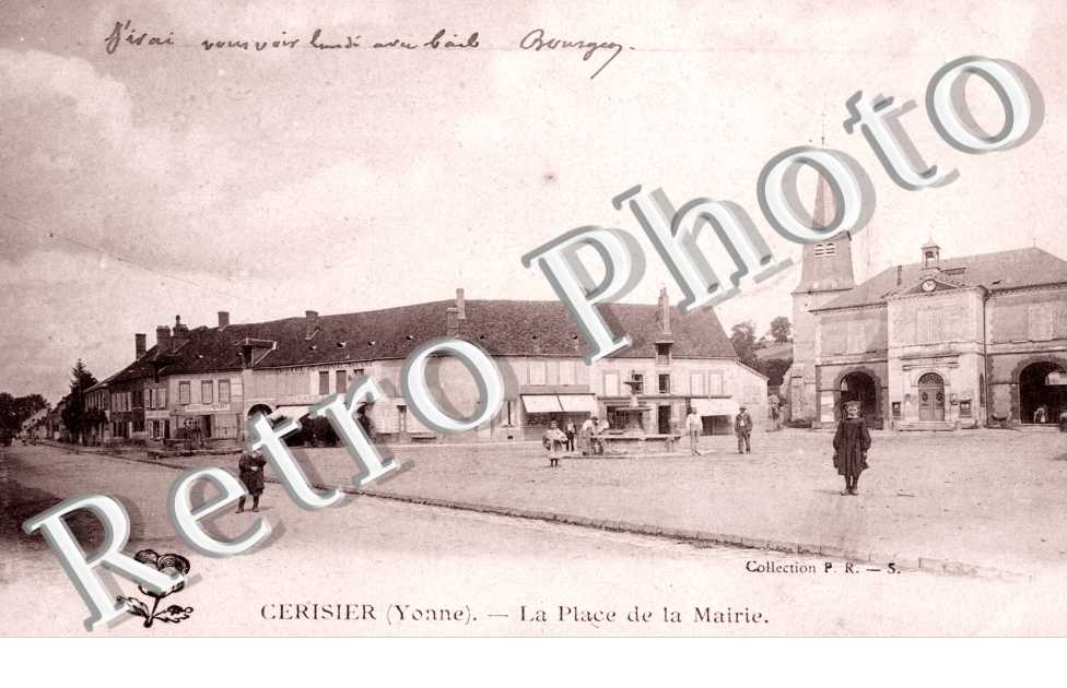  La Place de la Mairie