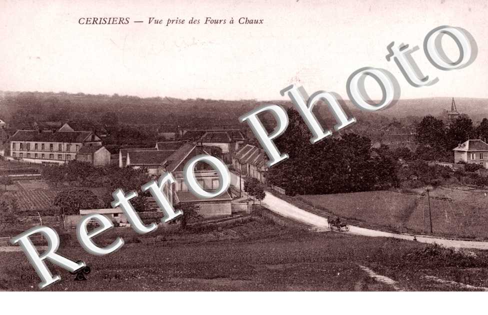 Vue prise des Fours a Chaux