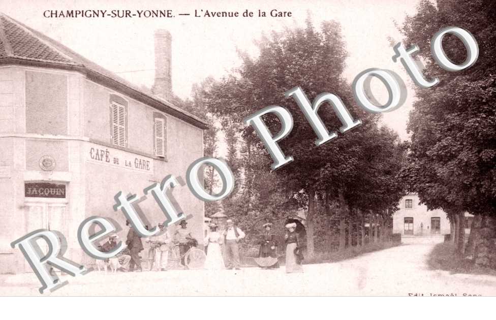 l'avenue de la Gare