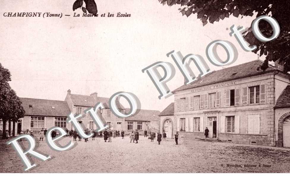 La Mairie et les Ecoles