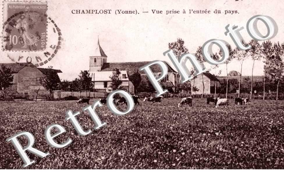 Vue prise a l'entree du pays