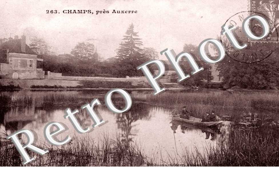 Barque sur la riviere