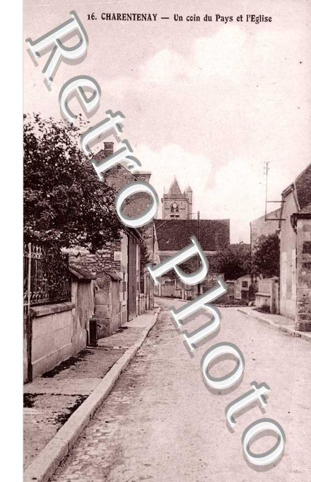 Un coin du pays et l'eglise