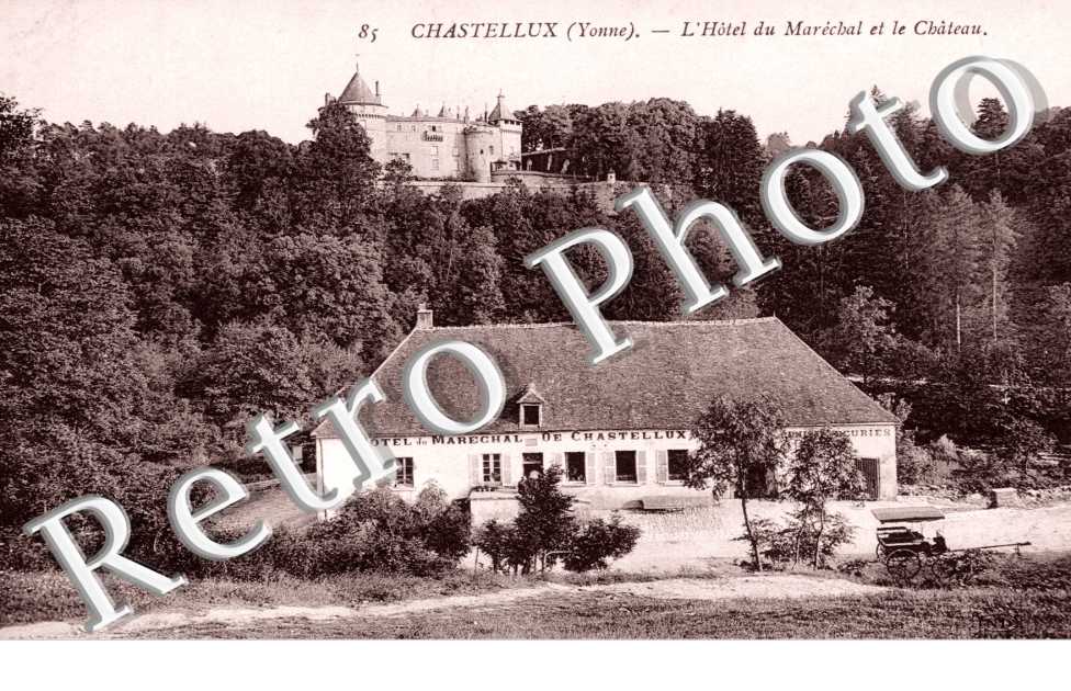 l'Hotel du Marechal et le Chateau