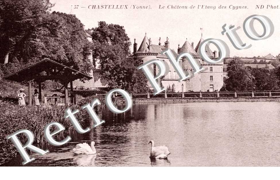 le Chateau de l'Etang des Cygnes