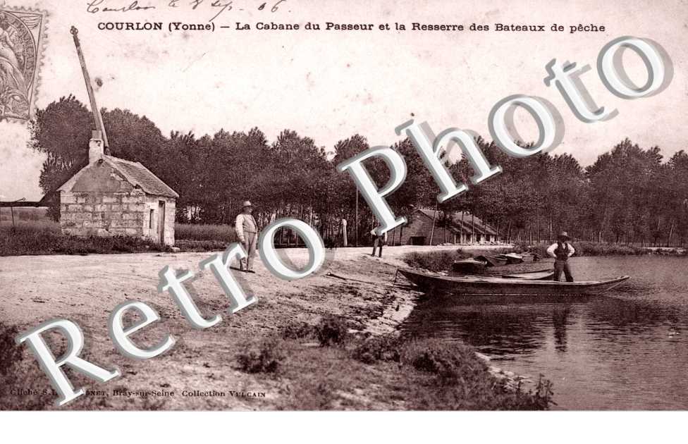 la Cabane du Passeur et la Resserre des Bateaux de Peche