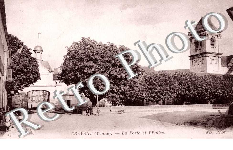 la Porte et l'Eglise
