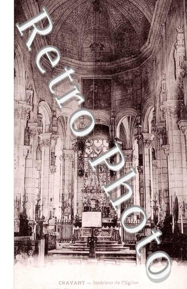Interieur de l'eglise