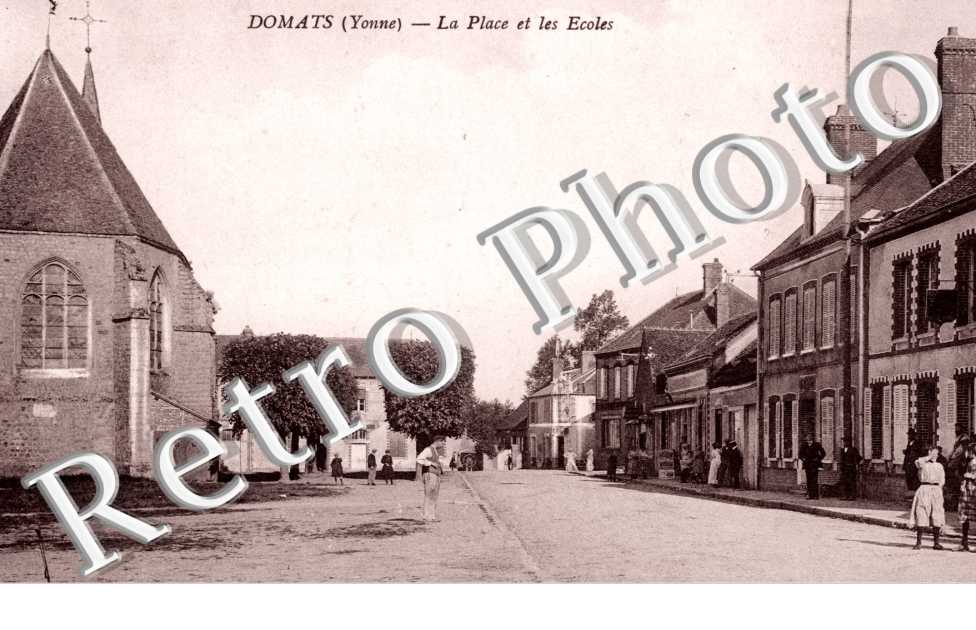 la Place et les Ecoles