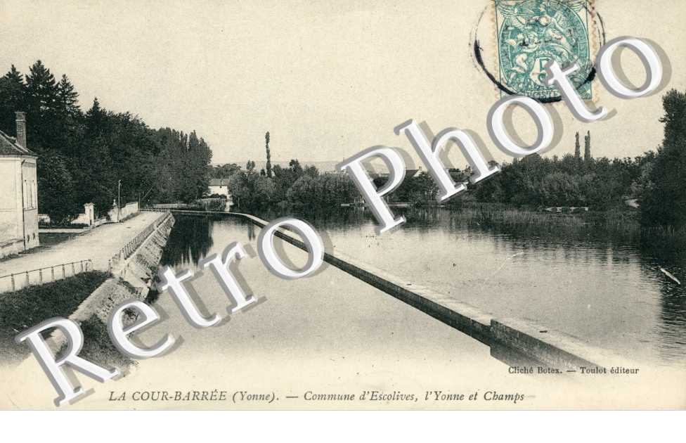la Cour-Barree, Commune d'Escolives, l'Yonne et Champs