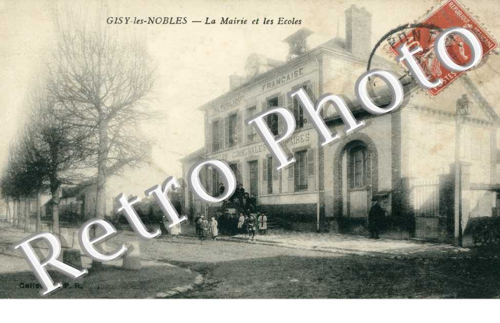 La mairie et les ecoles