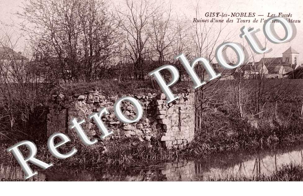 Les Fosses - Ruines d'une des Tours de l'ancien Chateau