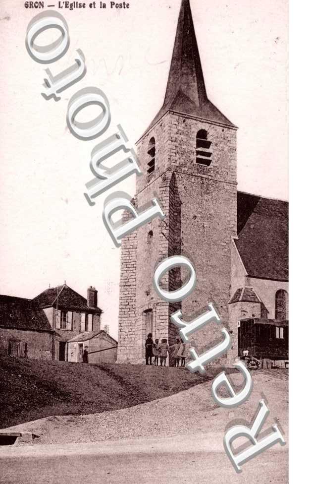 L'eglise et la place