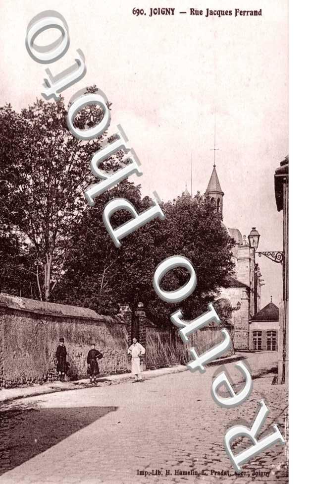 Rue Jacques Ferrand