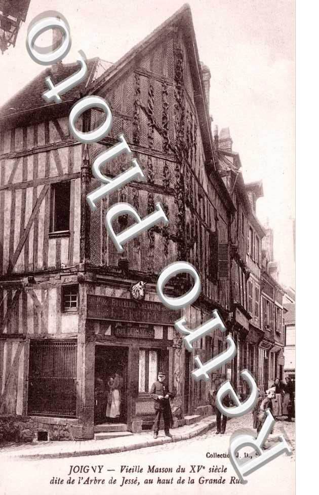 Vieille maison du XVe siecle dite de l'arbre de Jesse, au haut de la Grande Rue