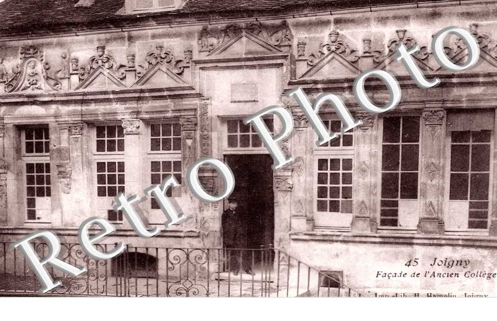 Facade de l'Ancien College