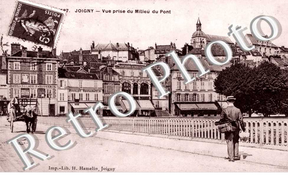 Vue prise du Milieu du Pont