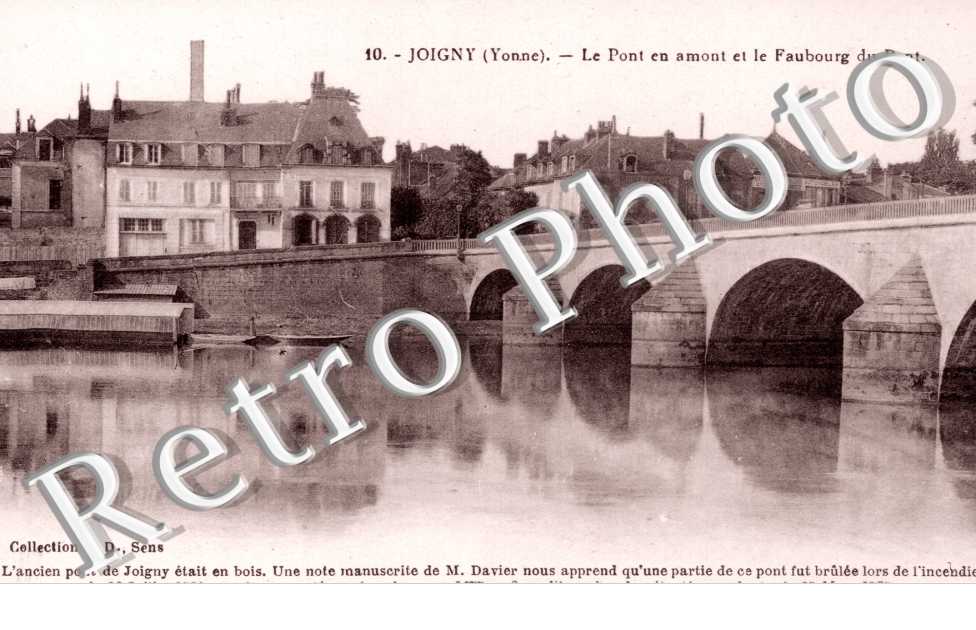 Le Pont en amont et le Faubourg du Pont