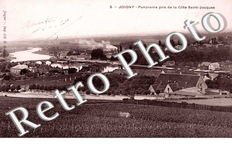 panorama pris de la cote Saint Jacques
