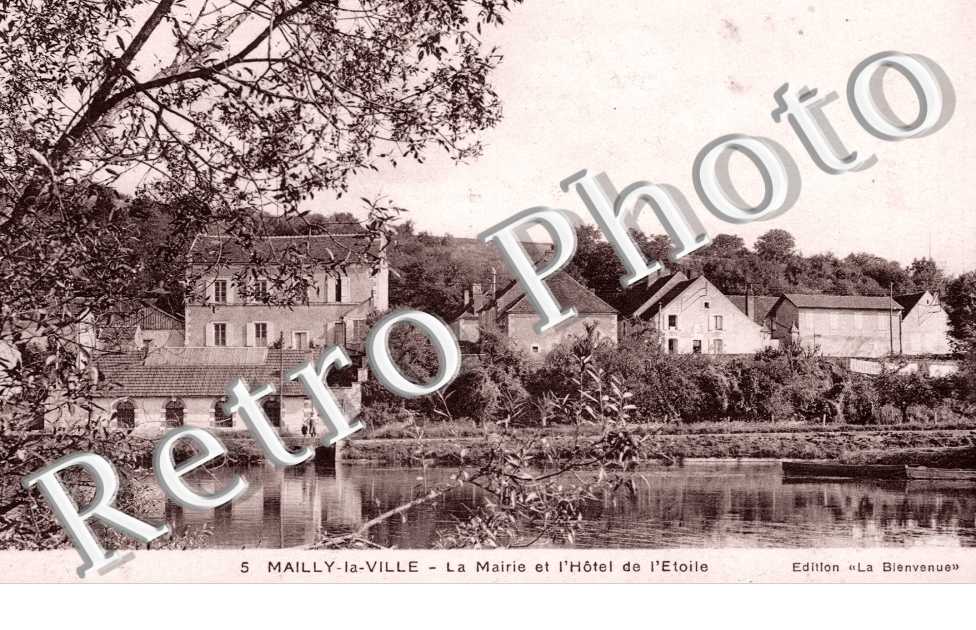 la mairie et l' hotel de l' Etoile