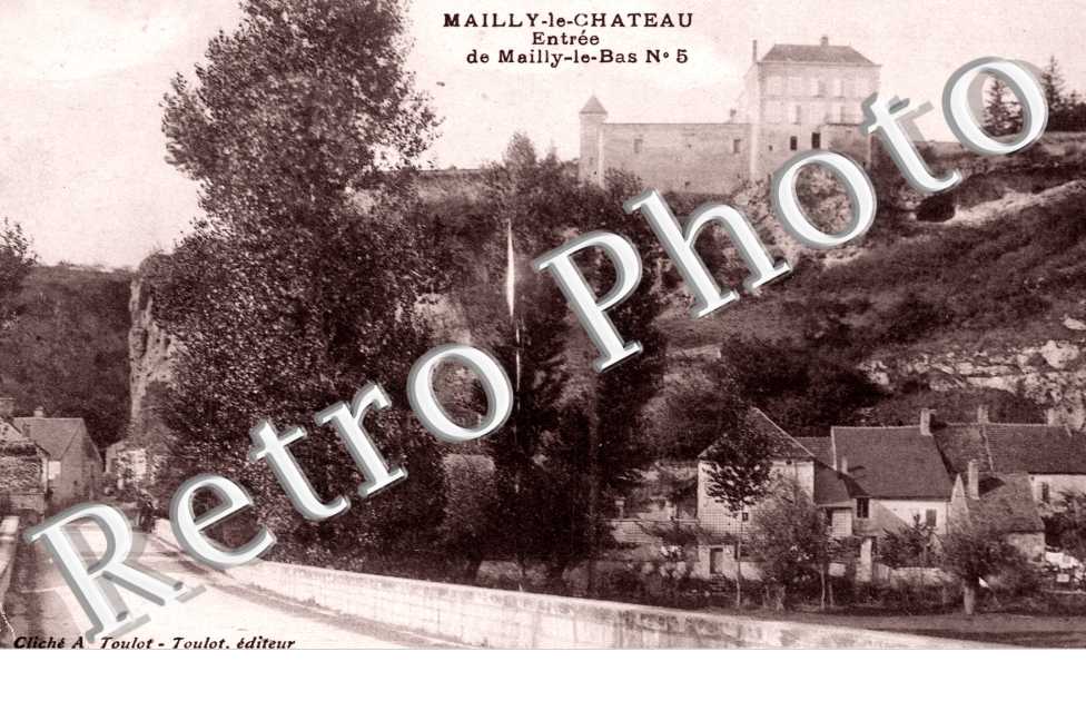 Entree de Mailly le Bas