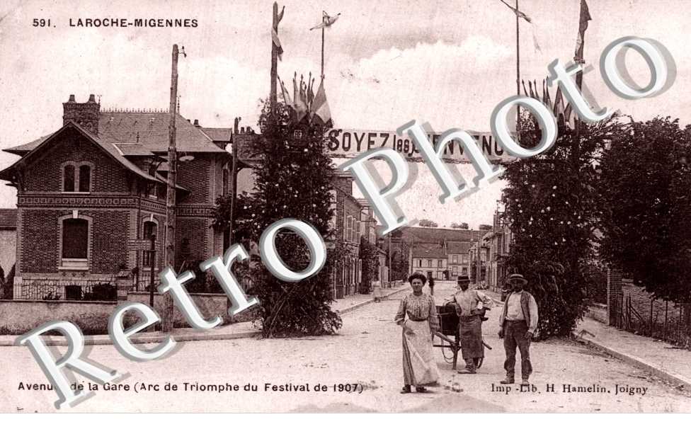 Laroche-Migennes, Avenue de la Gare, (Arc de Triomphe du Festival 1907)
