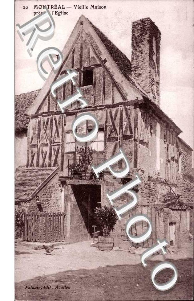 Vieille Maison, pres de l'eglise