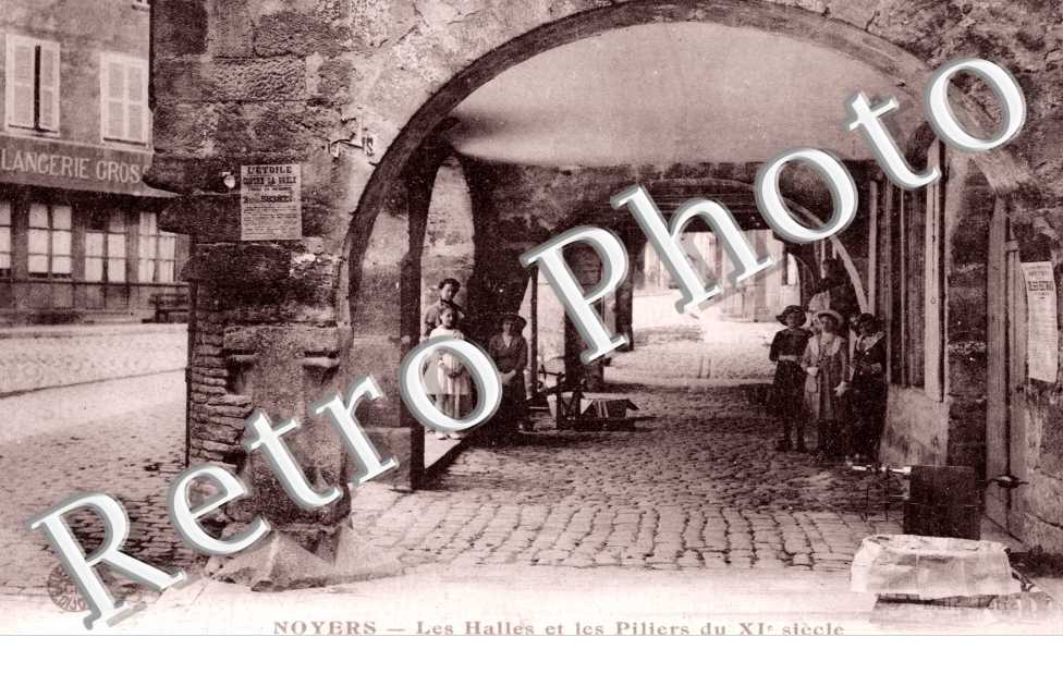 les Halles et les Piliers du XIeme siecle