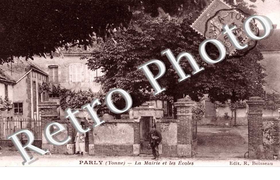 la mairie et les ecoles
