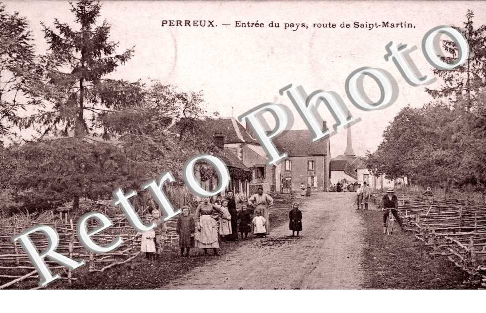 Entree du pays - route de Saint Martin