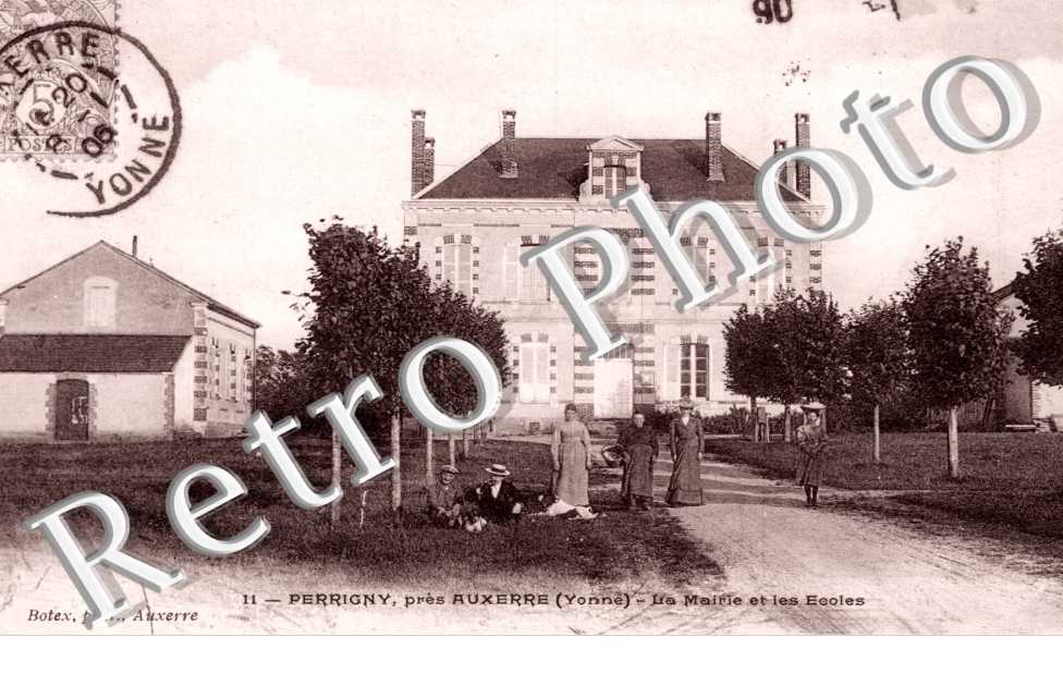 la Mairie et les Ecoles