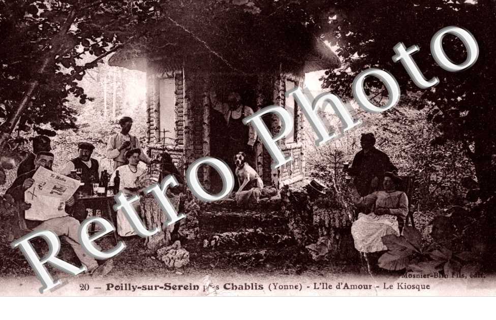 pres Chablis, l' ile d' amour, le kiosque