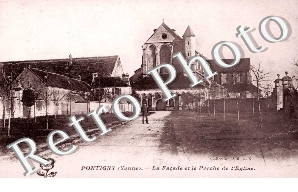 la Facade et le Porche de l'Eglise