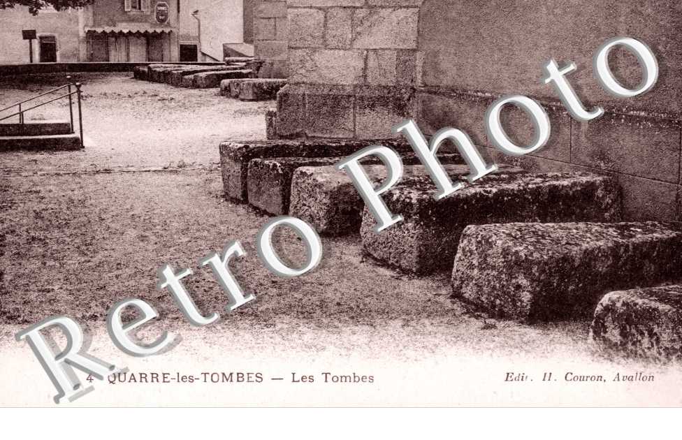 Les Tombes