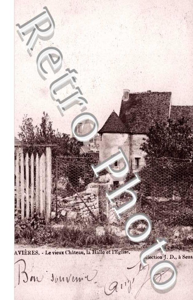 Vieux château, la Halle et l'Eglise