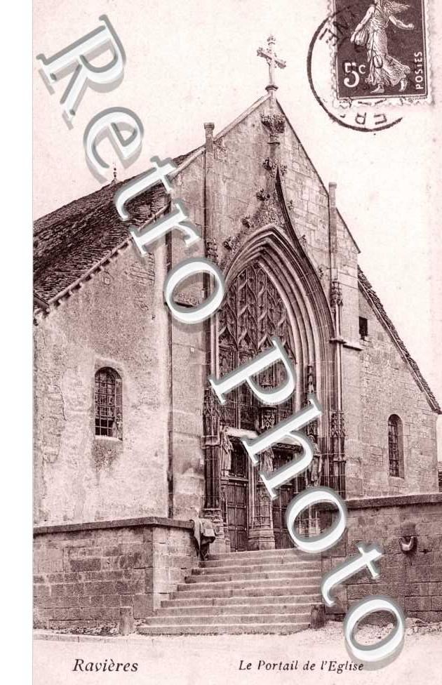 Le portail de l'église