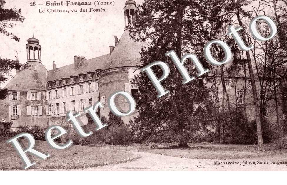 le Chateau vu des Fosses