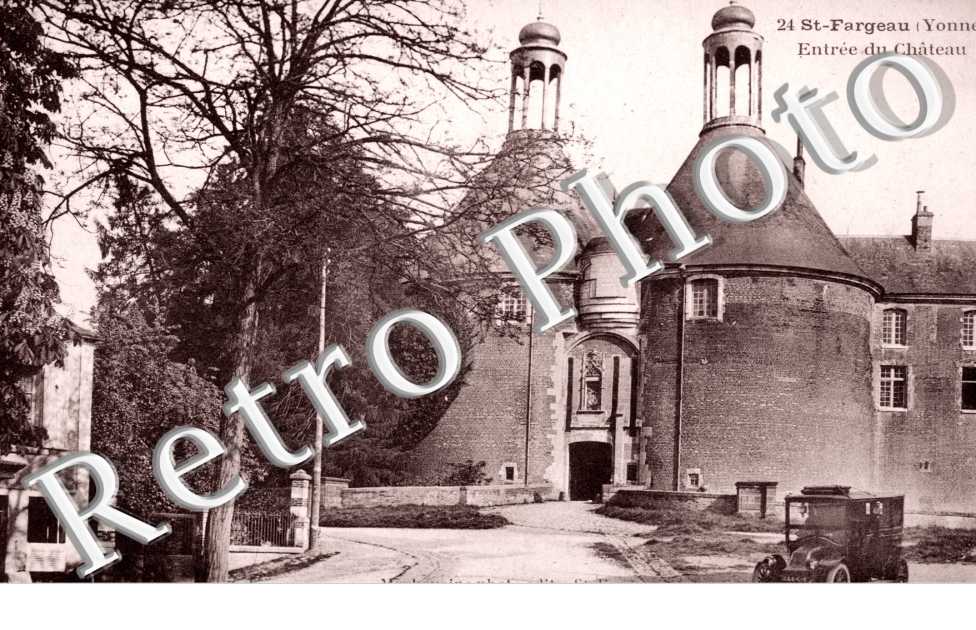 le Chateau - Entree